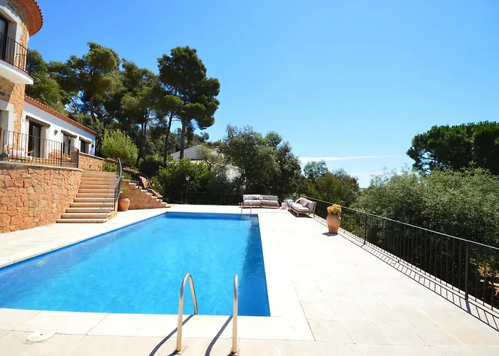 Villa Torre Cal Sada *