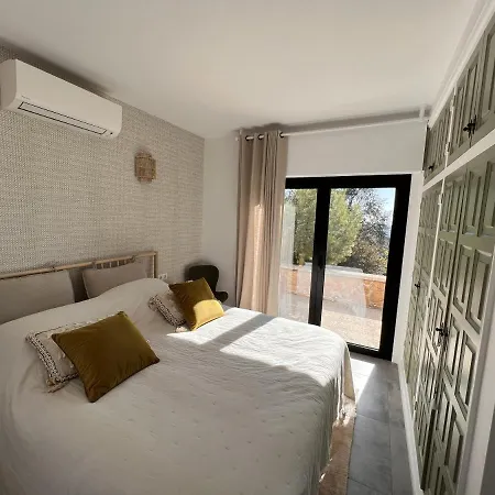 Villa Torre Cal Sada