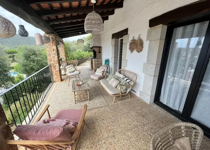 Villa Torre Cal Sada *