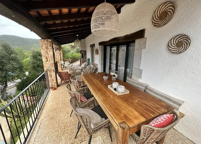 Torre Cal Sada Villa Vall-Llobrega