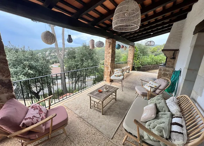 Torre Cal Sada Villa Vall-Llobrega